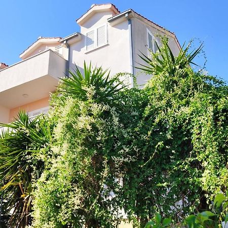 Apartments Mazuran هفار المظهر الخارجي الصورة